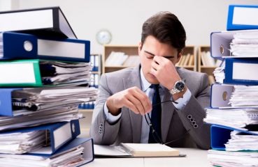 Sehstörung durch Stress: Alles über Managerkrankheit & Co.